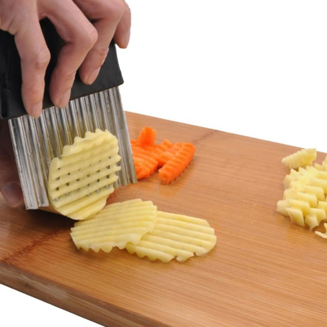 Crinkle Cutting French Fry Slicer